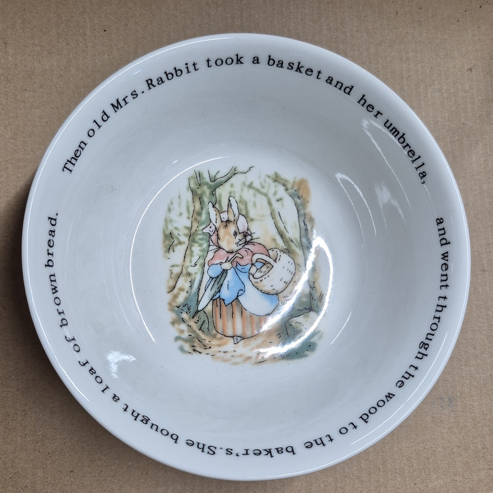 Peter Rabbit Ceramic Bowl and Plate Set - Picture 2 of 8